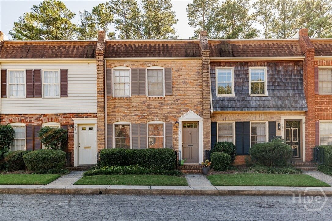 Property Photo: 315 Georgetown Drive GA 30605