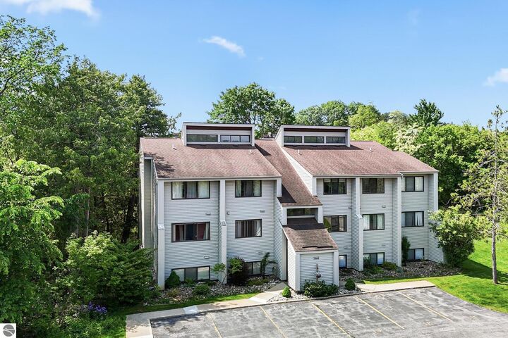 Property Photo:  13662 S Thorn Creek Drive #15  MI 49684 