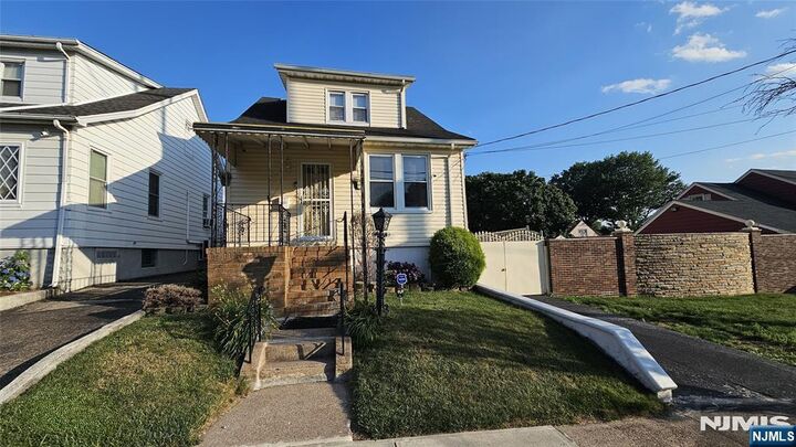 Property Photo:  254-256 Illinois Avenue  NJ 07503 