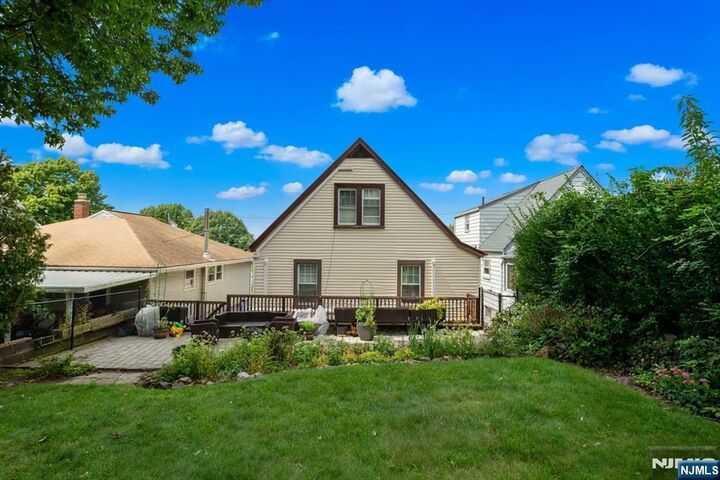 Property Photo:  728 Stewart Street  NJ 07657 