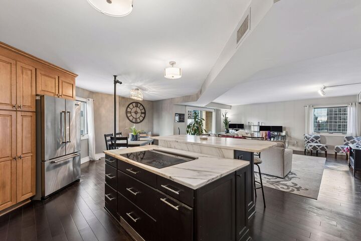 Property Photo: 121 S Washington Avenue 701 MN 55401