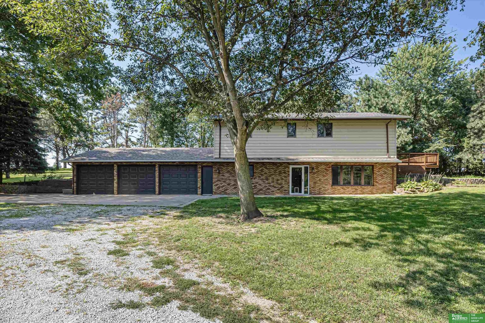 Property Photo: 17418 18th Street NE 68048