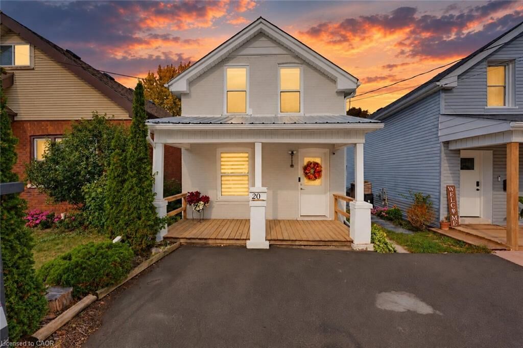 Property Photo: 20 House Avenue ON N3R 4G6