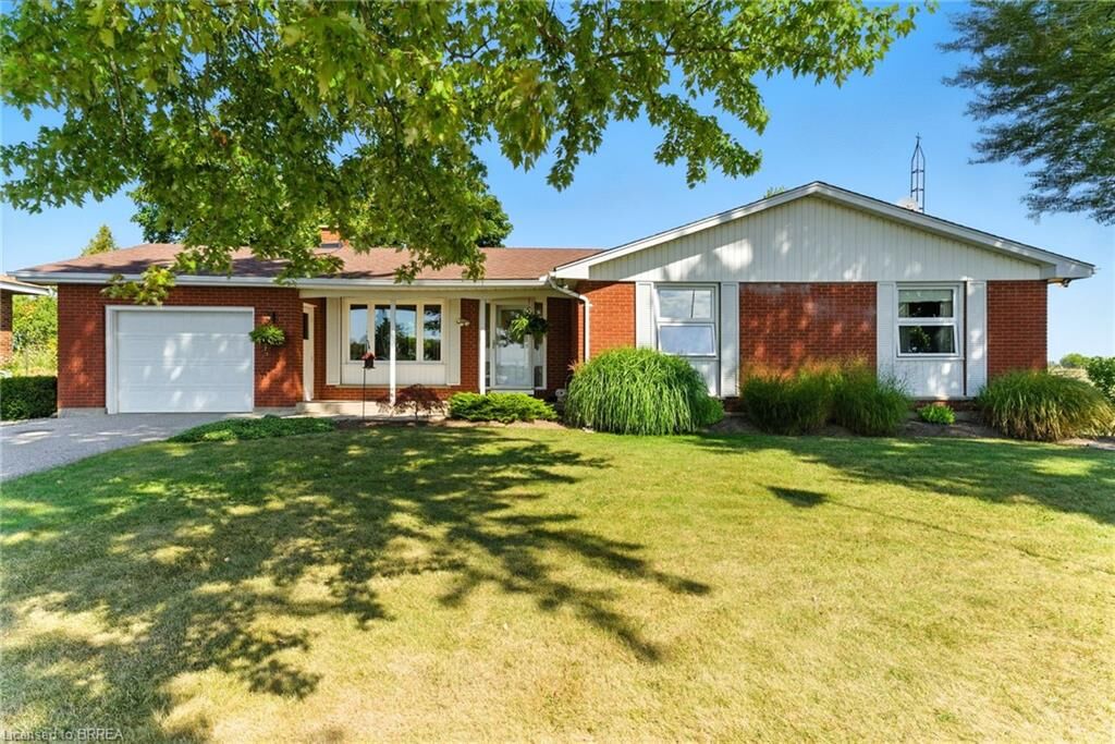 Property Photo:  207 Robinson Road  ON N3T 5L7 