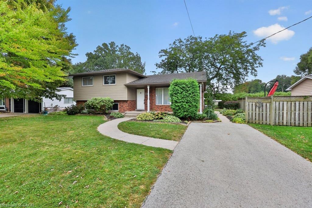 Property Photo: 3236 First Avenue ON L0R 2E0