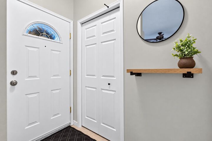 Property Photo:  622 56 Avenue SW 102  AB T2V 0G8 