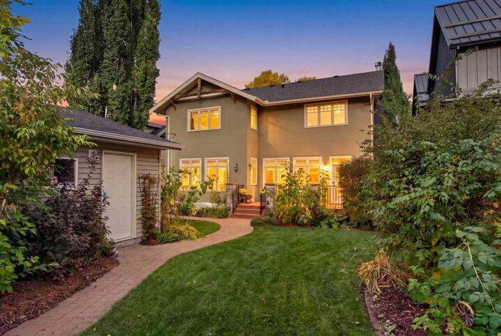 Property Photo: 3017 3 Street SW AB T2S 1V2