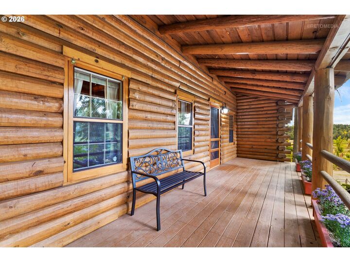 Property Photo:  16351 S Hattan Rd  OR 97045 
