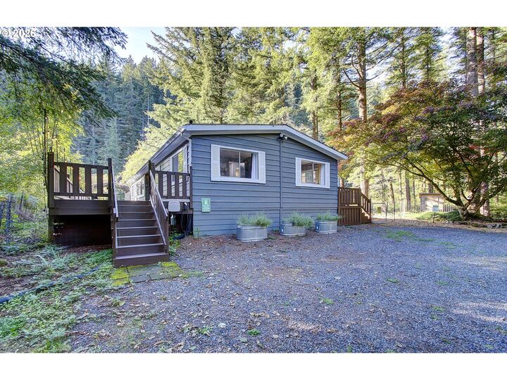 Property Photo:  16601 Washougal River Rd  WA 98671 