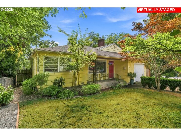 Property Photo: 4106 SE Monroe St OR 97222