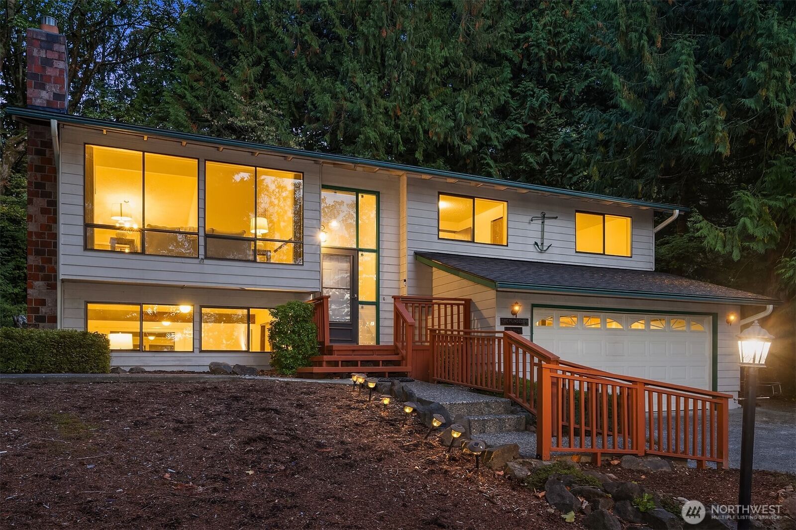 Property Photo: 19314 103rd Avenue NE WA 98011