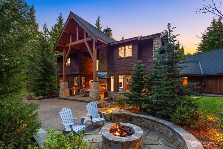 Property Photo:  111  Orphan Nugget Lane  WA 98922 