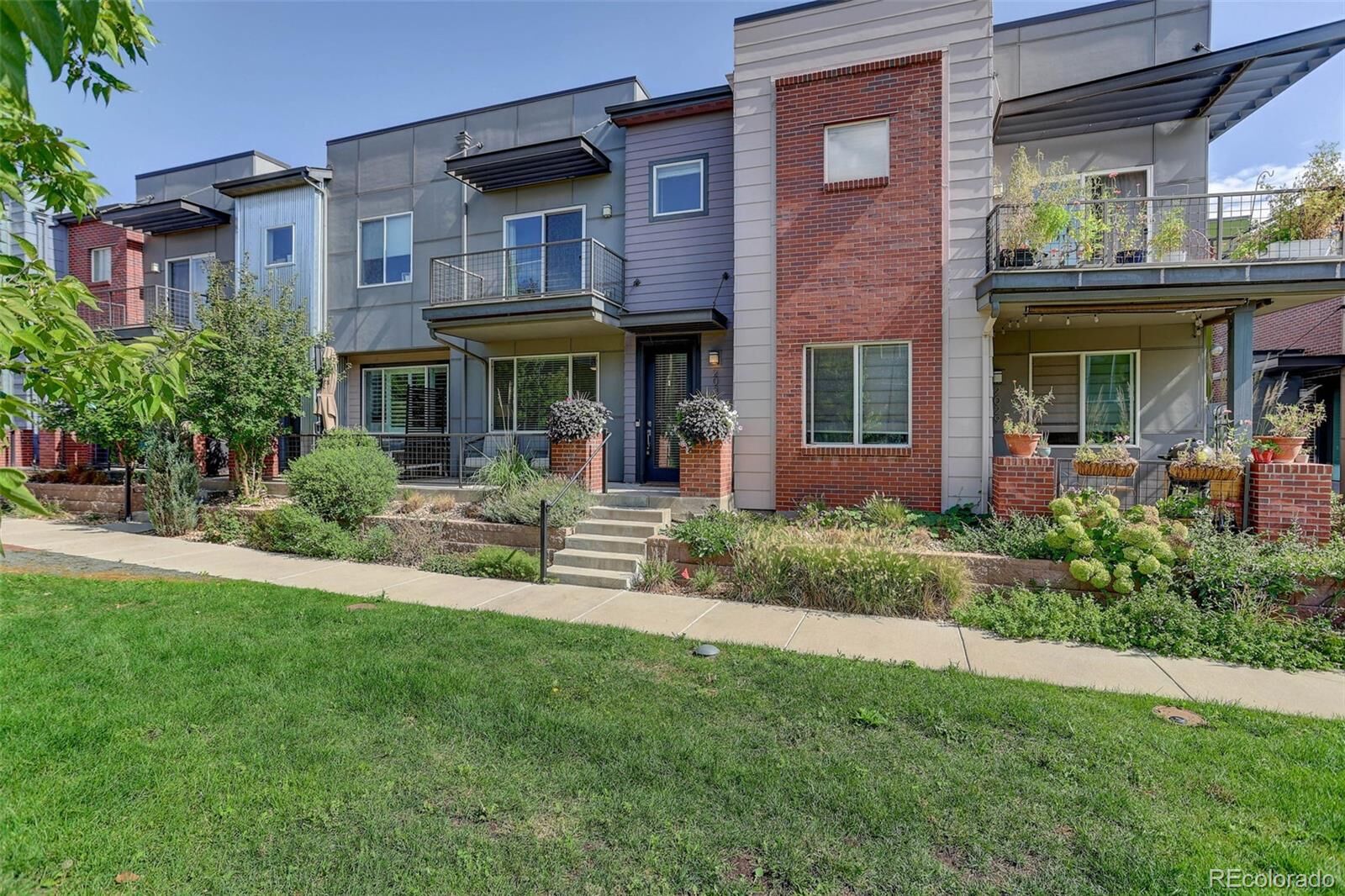 Property Photo:  2033 W 67th Place  CO 80221 