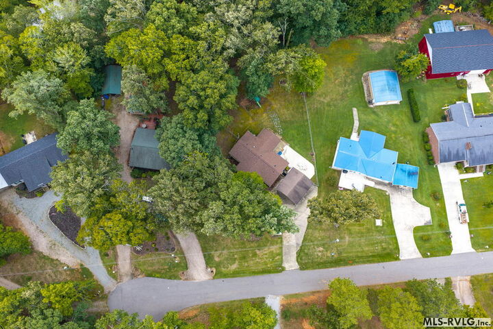 Property Photo:  152 Sailboat Ln  NC 27551 