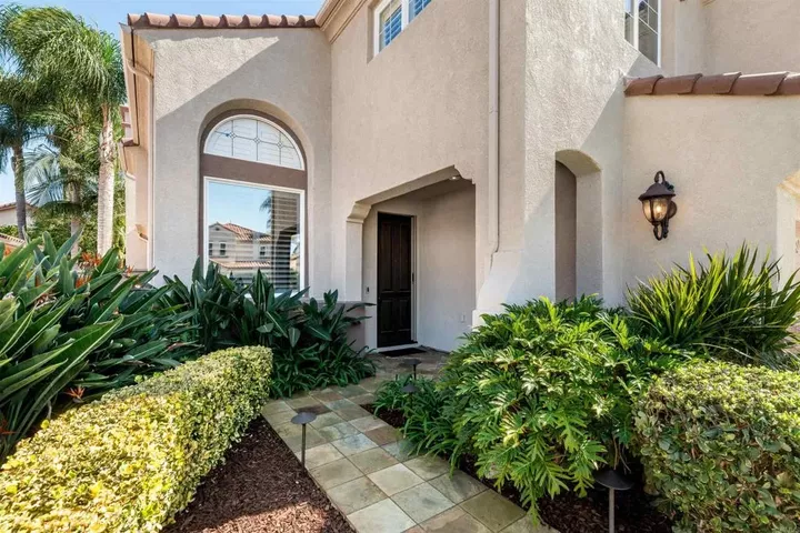 Property Photo:  6158 Paseo Jaquita  CA 92009 