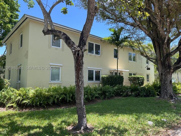 Property Photo:  5531 SW 78th St A  FL 33143 