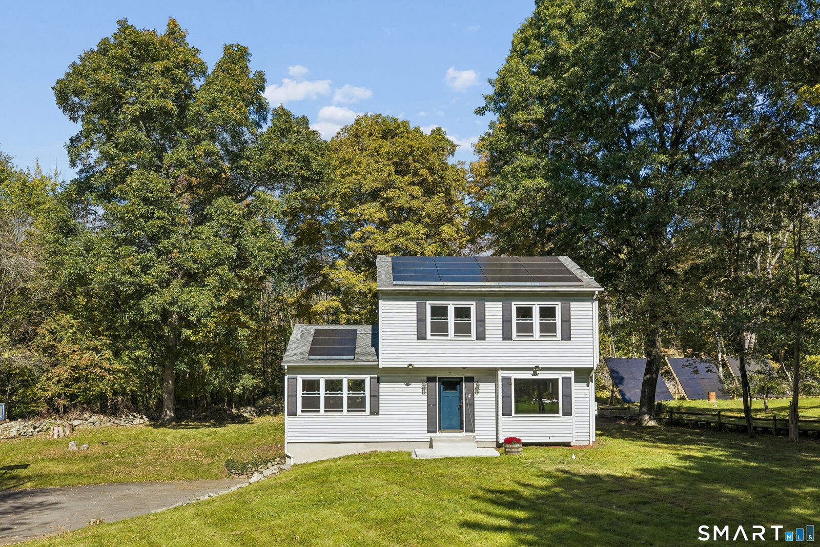 Property Photo:  4 Briar Lane  CT 06776 
