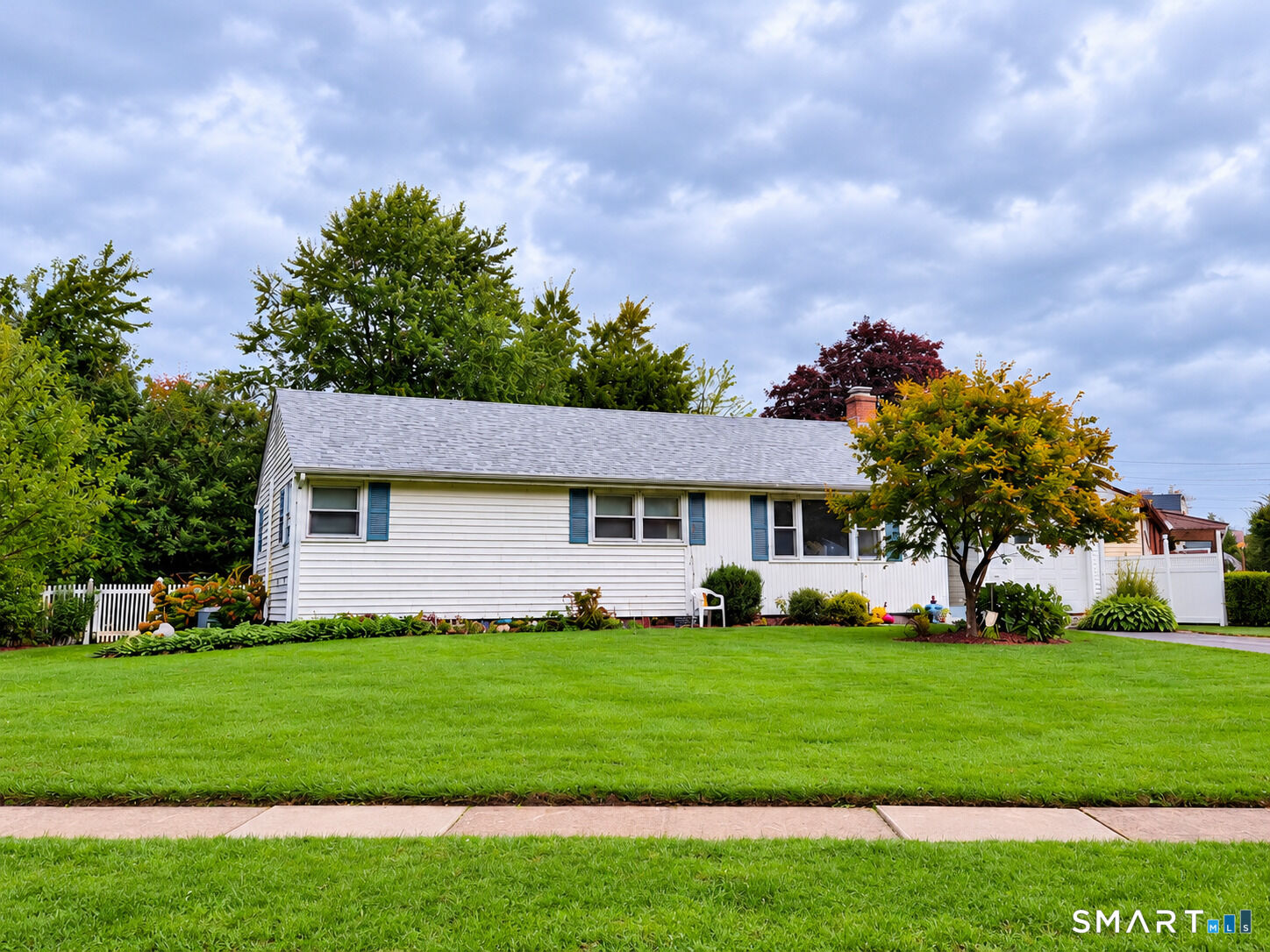 Property Photo: 51 Meadow Park Drive CT 06461