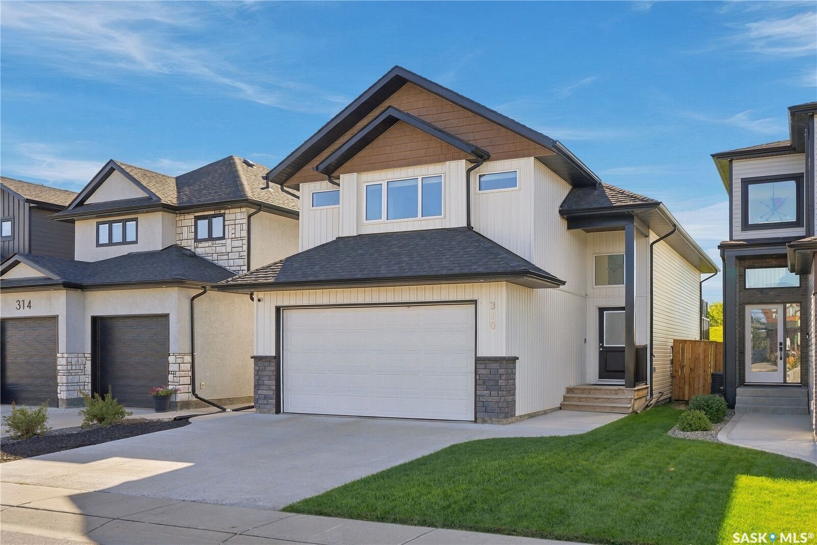 Property Photo:  310 Burgess Crescent  SK S7V 0S3 