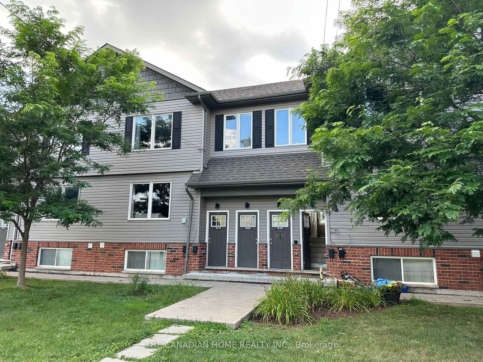 Property Photo:  220 Erie Street 216  ON L3K 0A6 