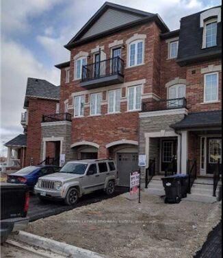 Property Photo:  11 Sprucewood Road  ON L6Z 0J3 