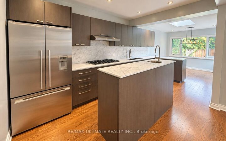 Property Photo:  10 Noel Avenue  ON M4G 1B3 