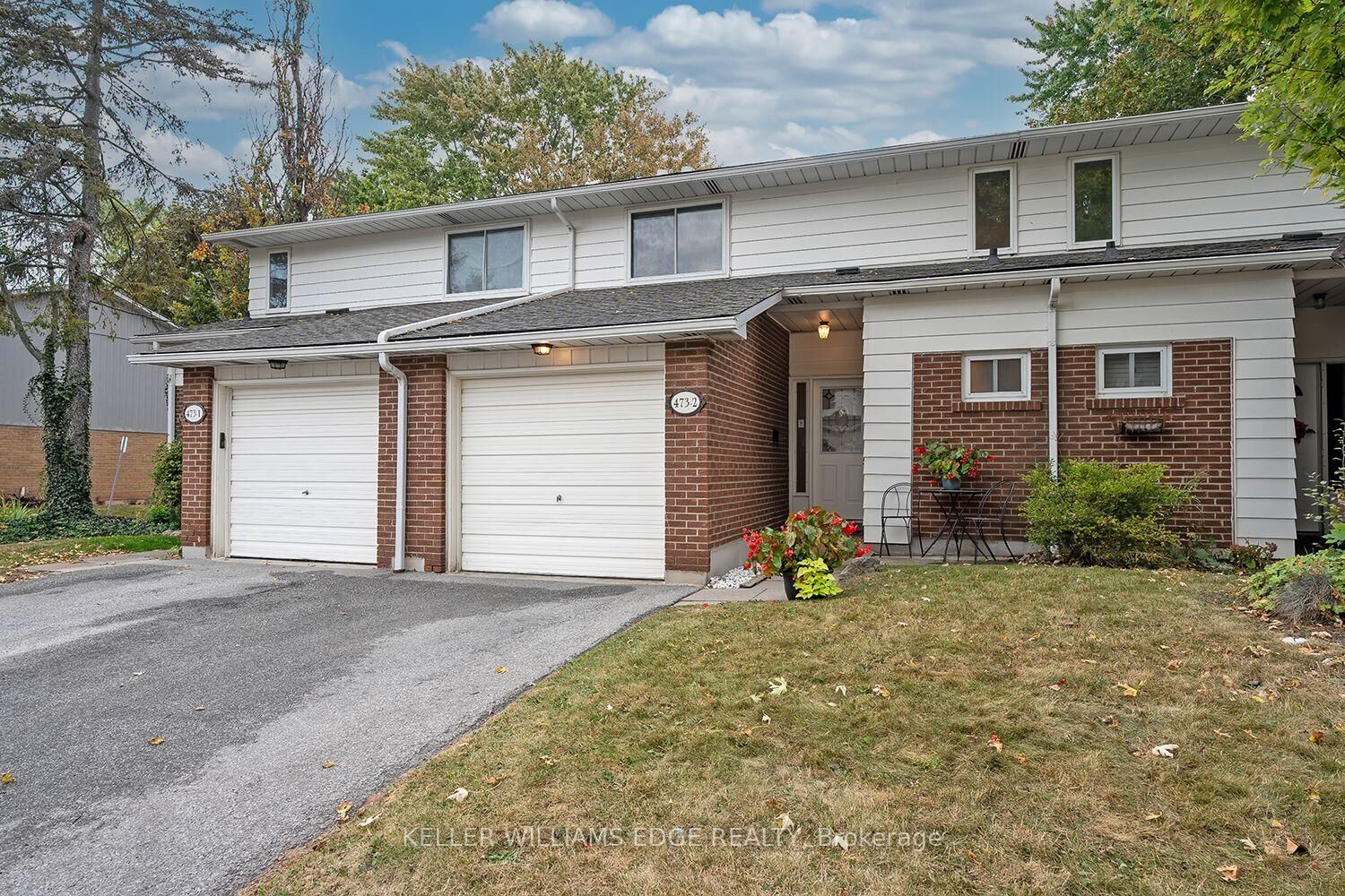 Property Photo:  473 Woodview Road 2  ON L7N 2Z9 