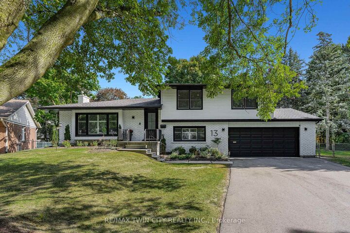 Photo de la propriété:  13 Southwick Place  ON N2K 1V4 