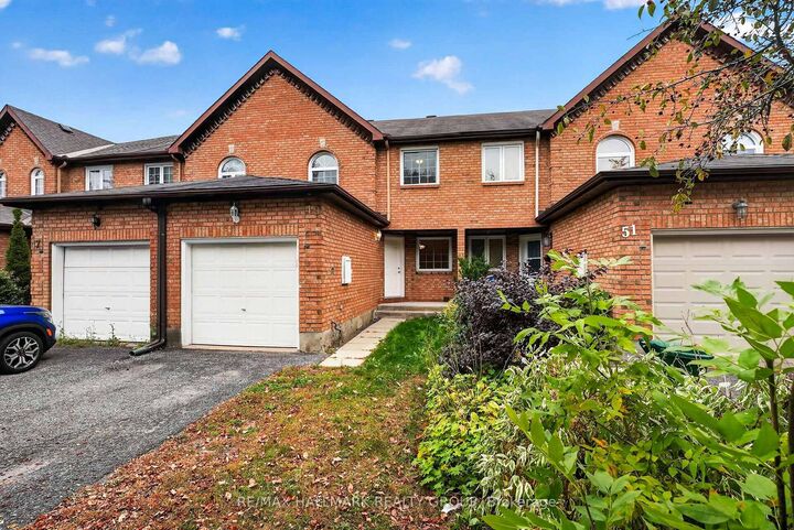 Property Photo:  49 Robarts Crescent  ON K2L 3Z3 