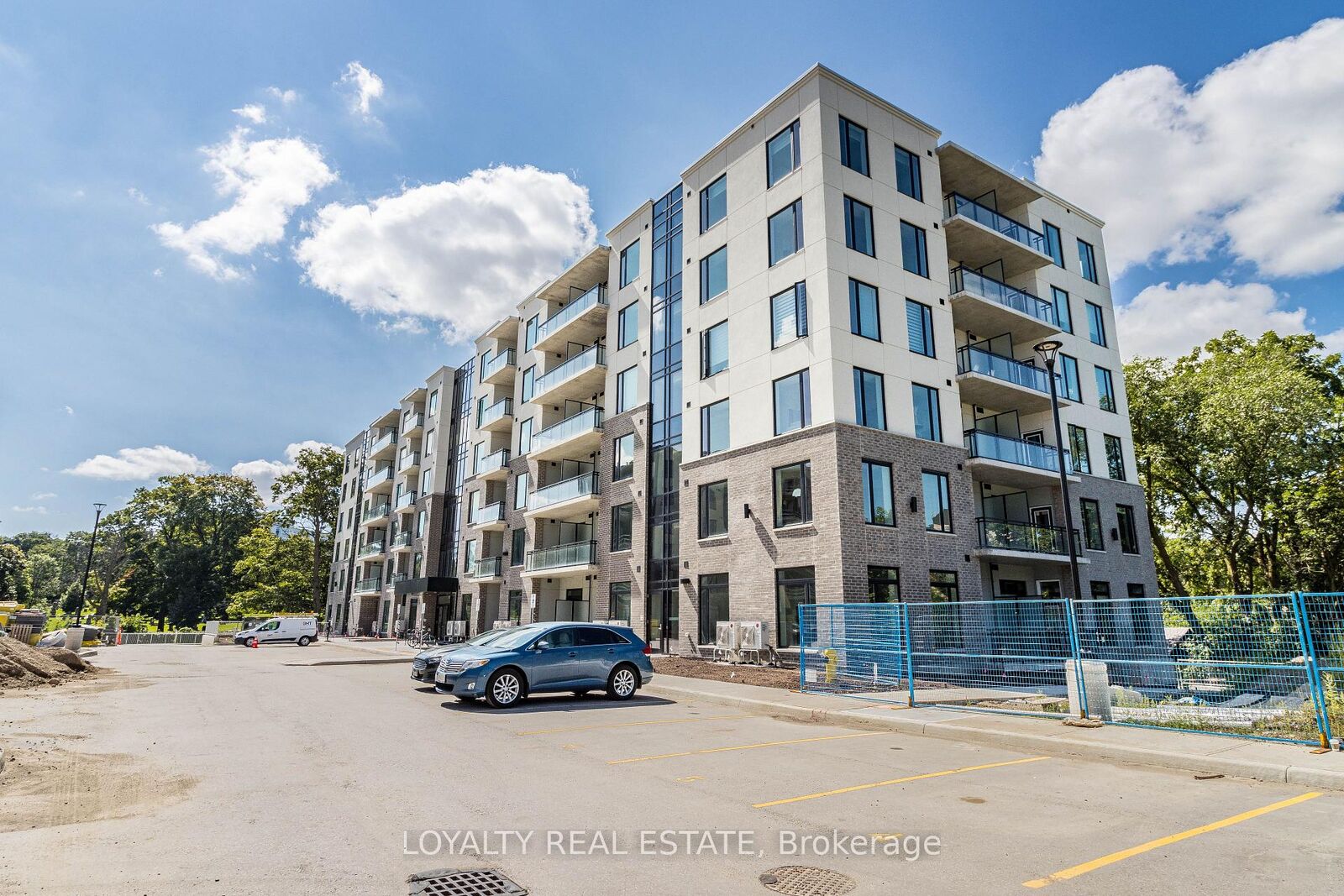 Property Photo:  103 Rogers Street 601  ON N2J 0G2 