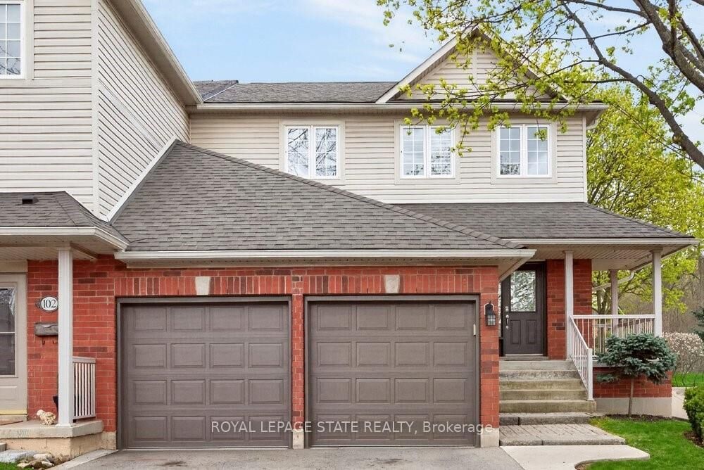 Property Photo: 100 Beddoe Drive 101 ON L8P 4Z2