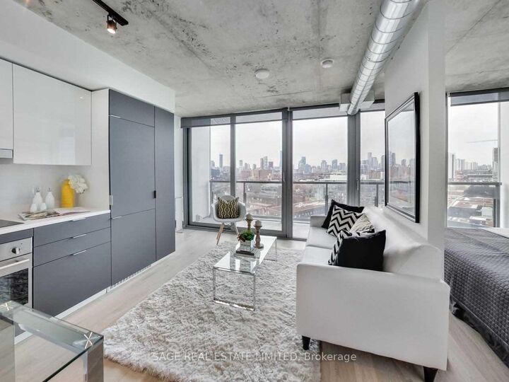 Property Photo:  170 Bayview Avenue 1205  ON M5A 0M4 