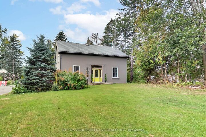 Property Photo:  1724 Penetanguishe Road  ON L9X 1Z4 