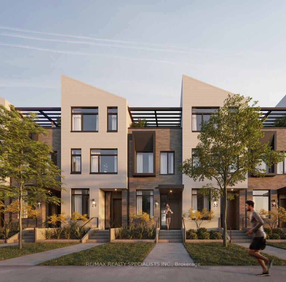 Property Photo: 50 Lou Parsons Way S 78 ON L5H 0B2
