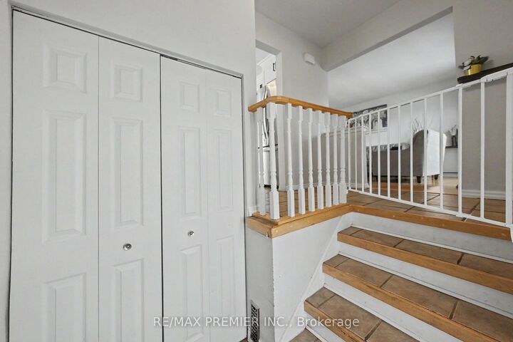 Property Photo:  249 Britannia Avenue  ON L3Z 1A6 