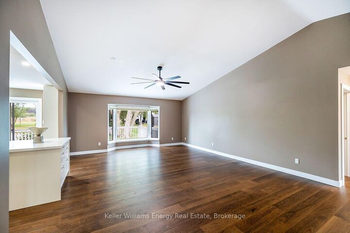 Property Photo:  212 Wilmot Trail  ON L1B 1B2 