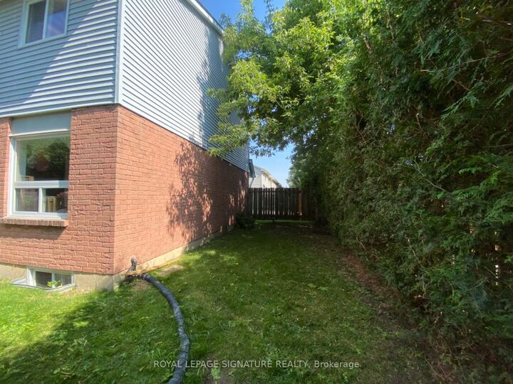 Property Photo:  31 Parkview Drive 32  ON L9W 4H7 