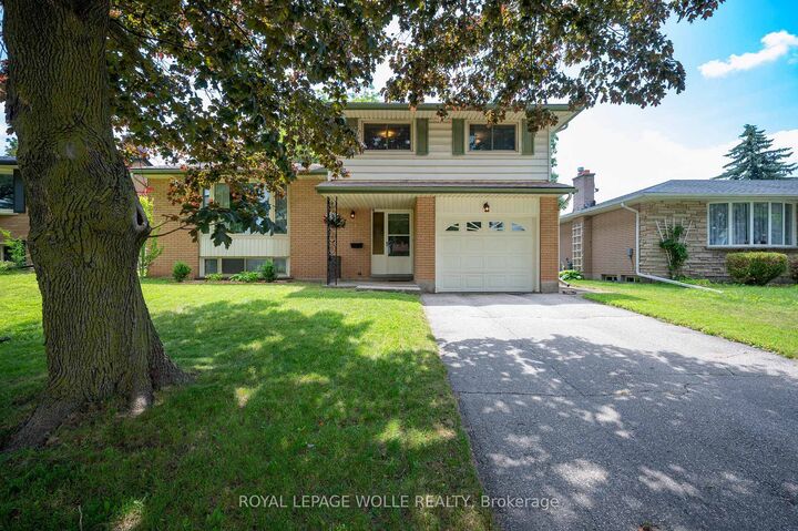 Photo de la propriété:  99 Lorraine Avenue  ON N2B 2N1 