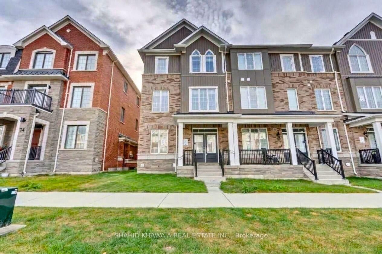 Property Photo:  12 Bellasera Way  ON L7C 4P1 