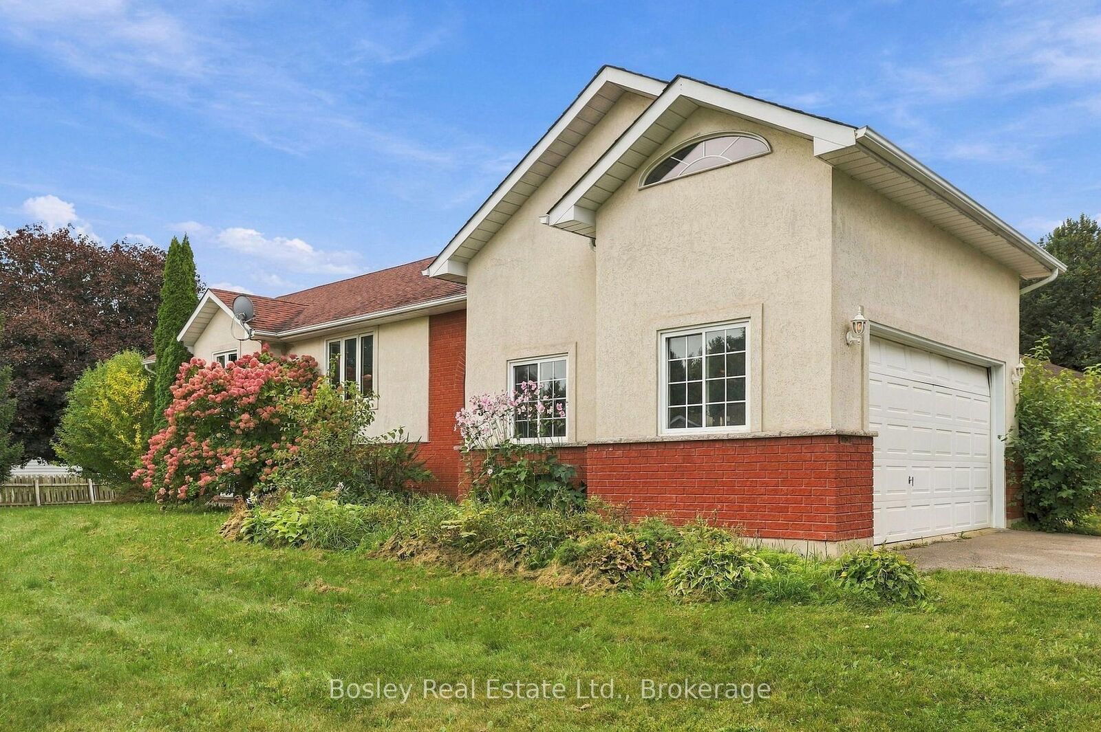 Property Photo:  3 Shirley Court  ON N0H 2P0 