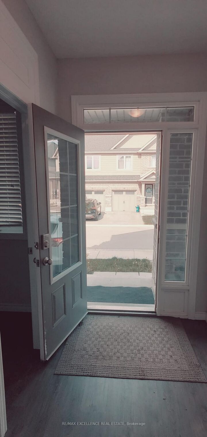 Property Photo:  57 Gleason Crescent  ON N2M 0B7 
