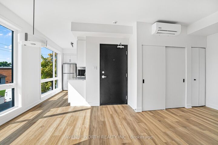 Property Photo:  391 Dieppe Street 03  ON K1L 6V3 
