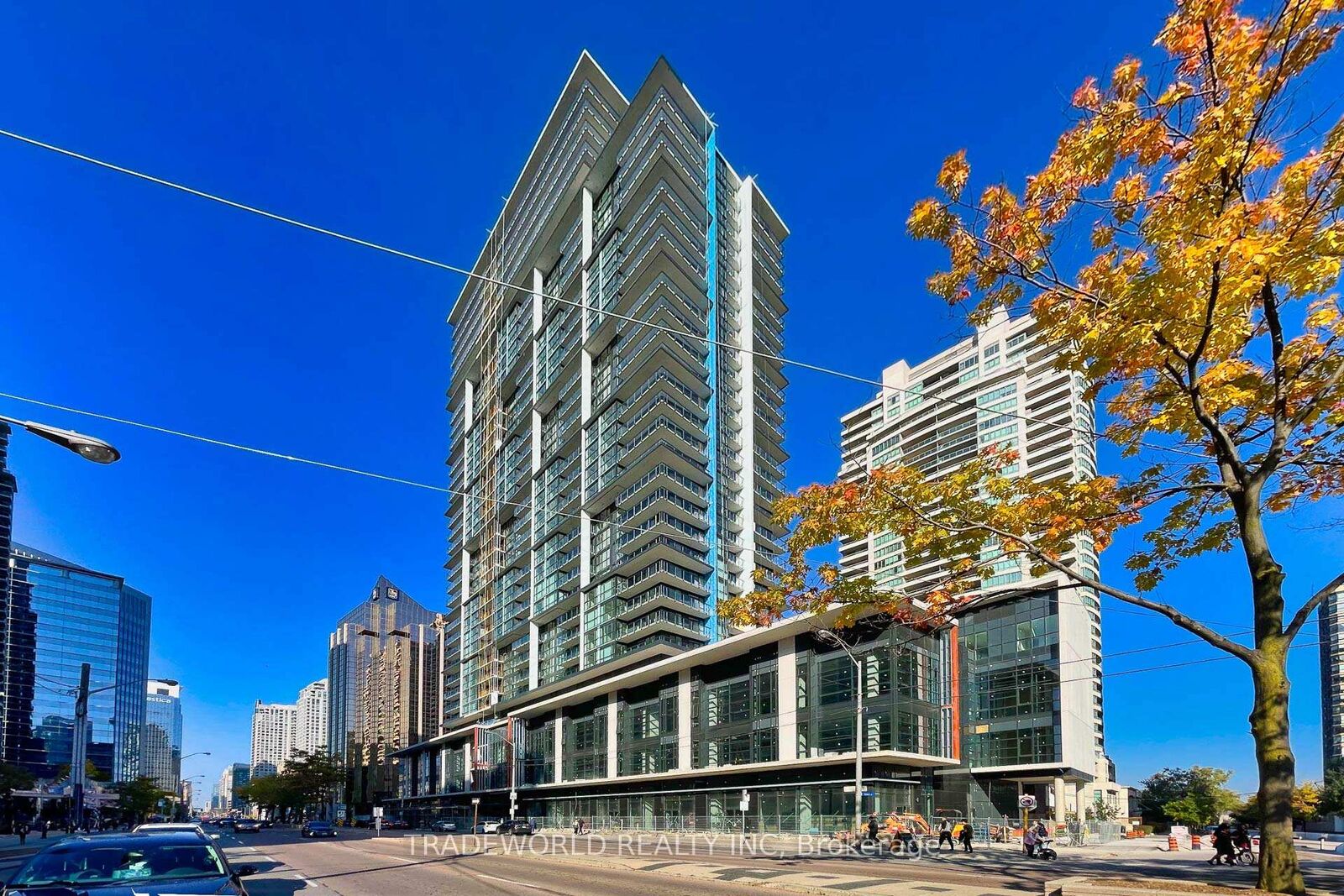 Property Photo:  4955 Yonge Street 805  ON M2N 0L8 