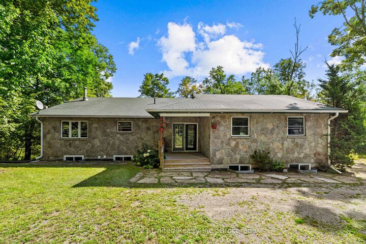 Property Photo:  79 Oakridge Road  ON K0M 1A0 