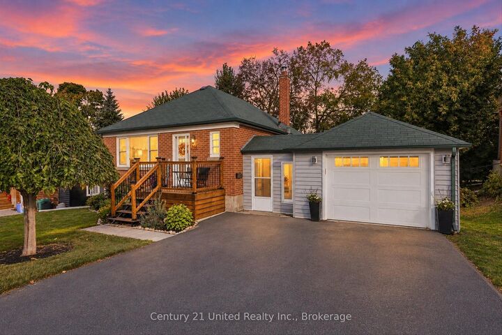 Photo de la propriété:  766 Devon Avenue  ON K9J 4P2 