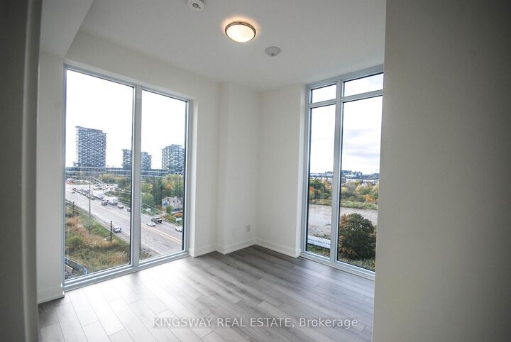 Property Photo:  3071 Trafalgar Road 708  ON L6H 8C6 