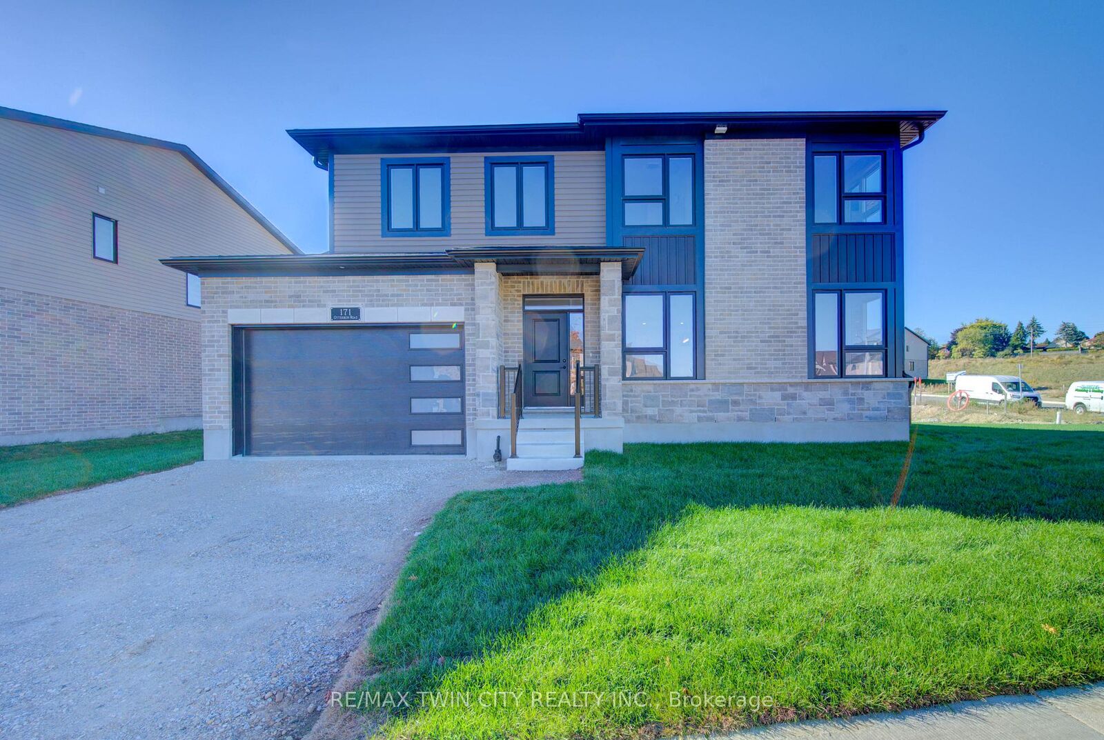 Property Photo:  171 Otterbein Road  ON N2B 0A8 