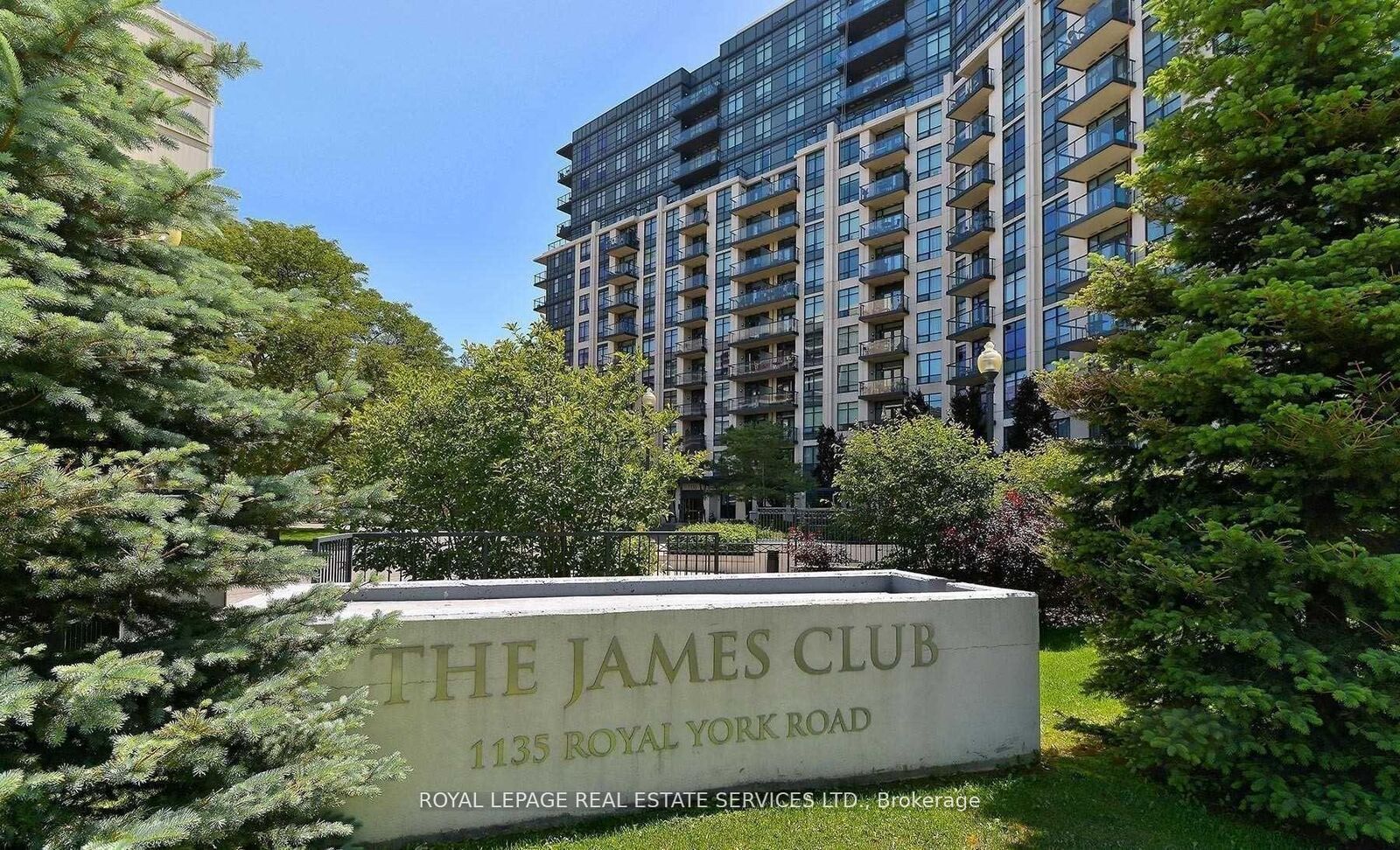 Property Photo:  1135 Royal York Road 502  ON M9A 0C3 