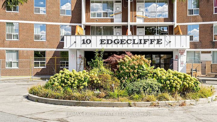 Property Photo:  10 Edgecliff Golfway 1808  ON M3C 3A3 