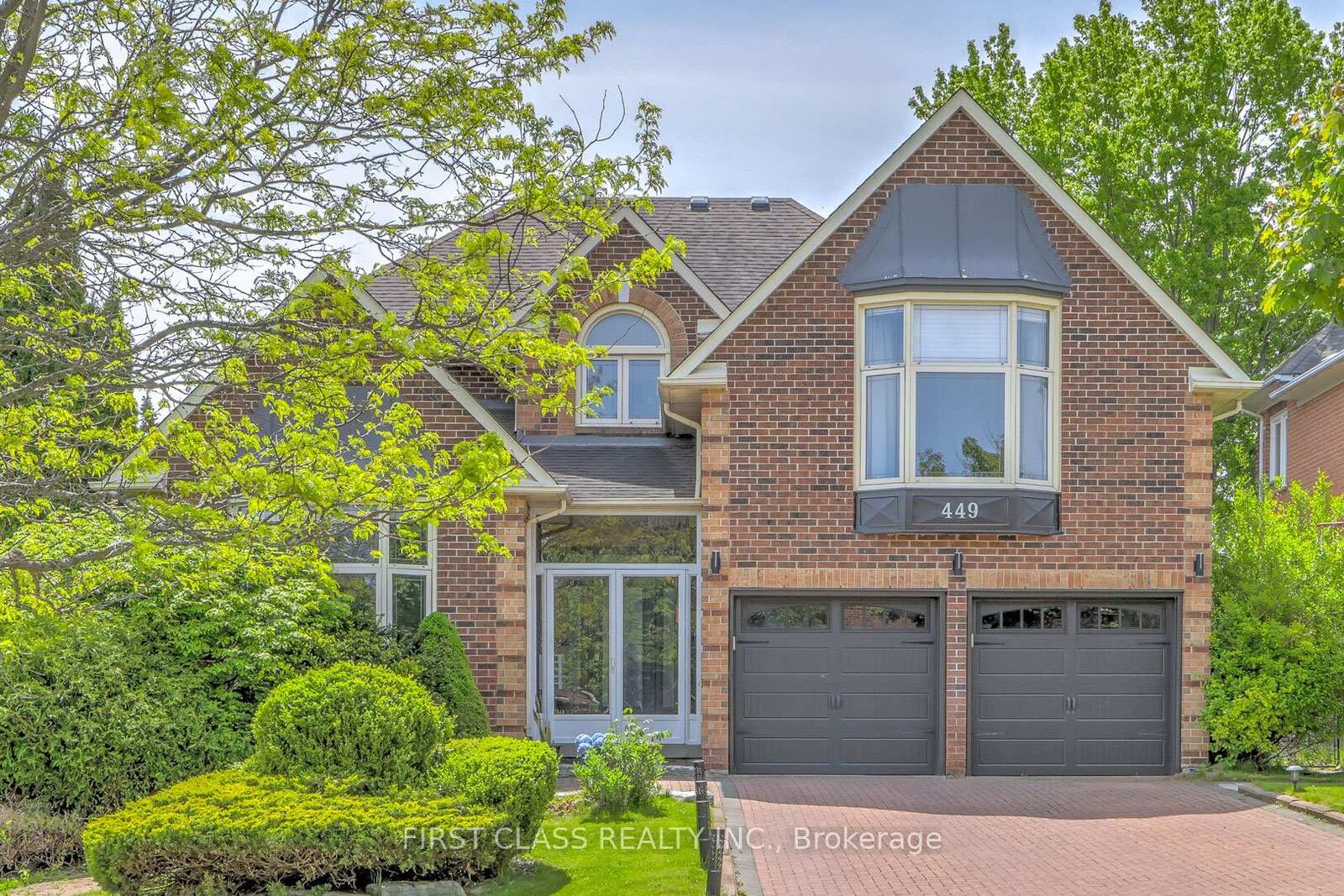 Property Photo:  449 Alex Doner Drive  ON L3X 1C3 